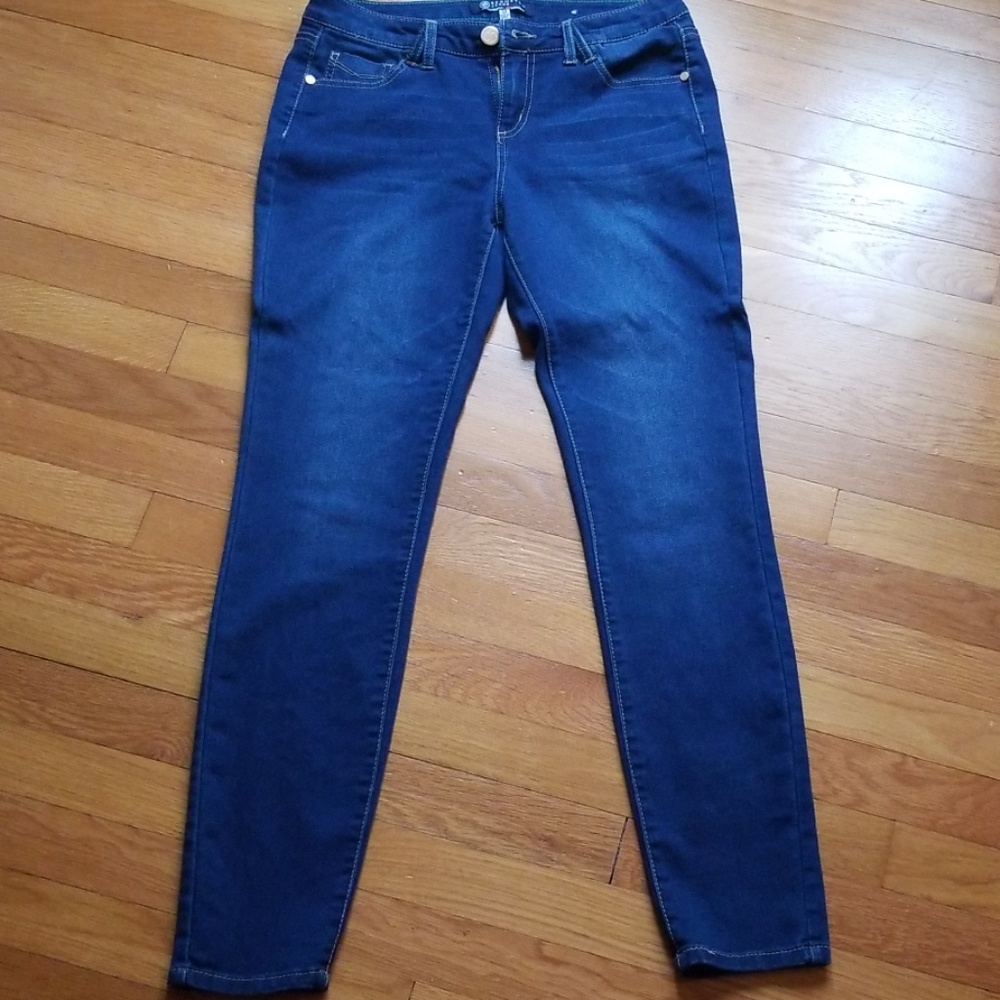 Skinny jeans